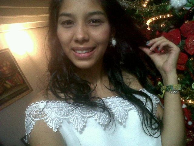 Dioni95's profile picture. 20. Estudiante de Química LUZ, Amante de las tortugas, su belleza no tiene limites ♥