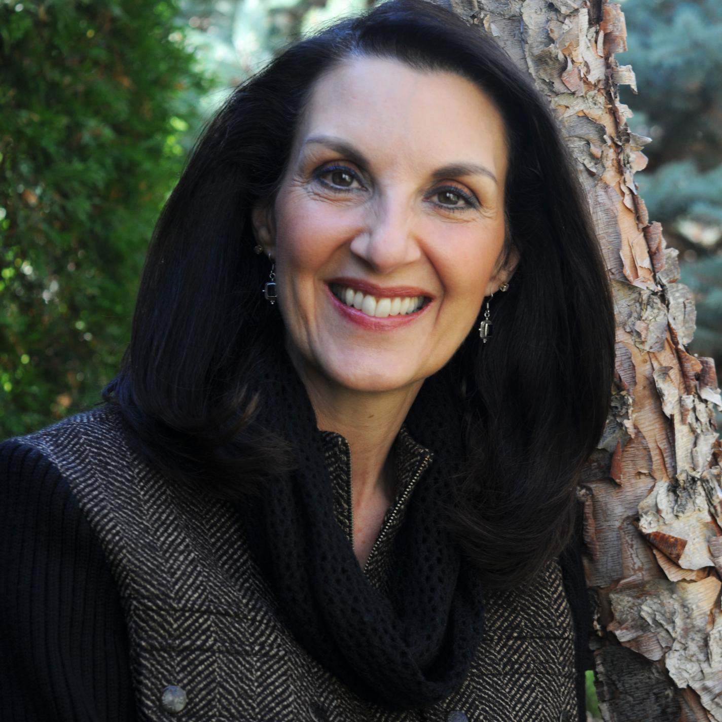 suzeparker's profile picture. Christ follower, #PR strategist, speaker/trainer, world traveler, grammar geek, alto. Purple in my veins. So many books, so little time.