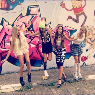 TheRossoSisBra's profile picture. Official Fan Club from Brazil about @TheRossoSisters DMs: Mel and Quel -  E-mail: therossosisbra.2014@gmail.com