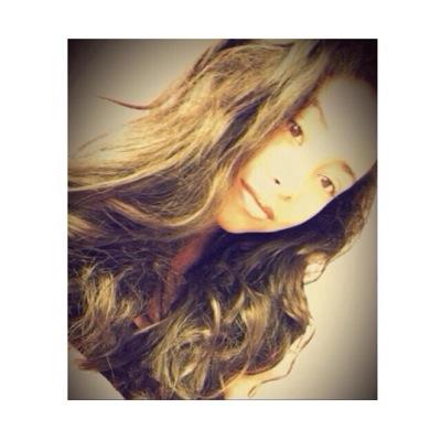 Aveces sonreir es la mejor solucion....
Mi instagram: http://t.co/0LHiNXYHcB , Adicta 100% A la música y al ser feliz.