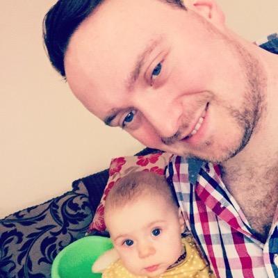 Hi, im a 28yr old dad to two beautiful children who are my world.