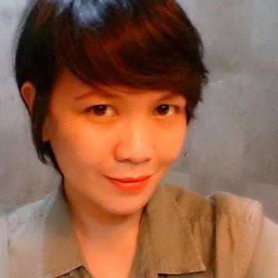 a Simple woman who choose 2 be happy