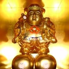 お金にまつわるいろんな話をつぶやきます。お金持ちになりたい方は是非フォローしてください。見ているだけで金運UPのツイートを目指します！