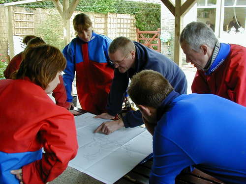 EXPERIENCE CAVING, EXPERIENCE POTHOLING with qualified instruction in the Peak District