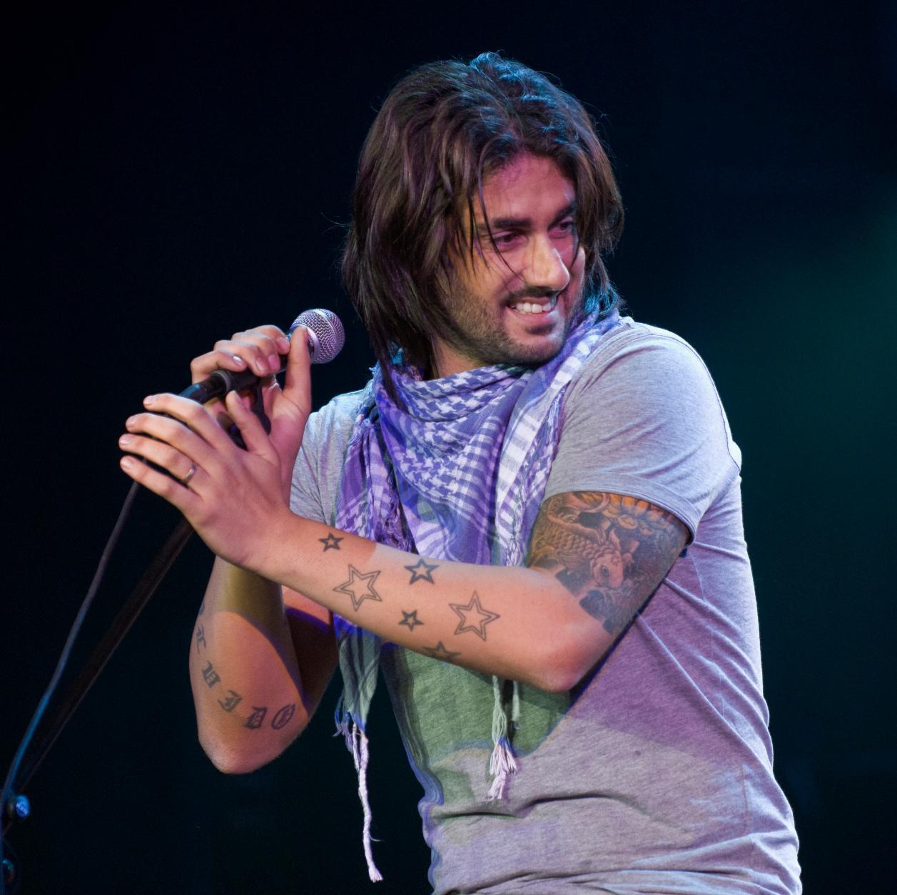 ¿Te gusta la música en directo? Prueba la tarifa plana de conciertos #FanOnFirePass http://t.co/S8vNZvqxzM