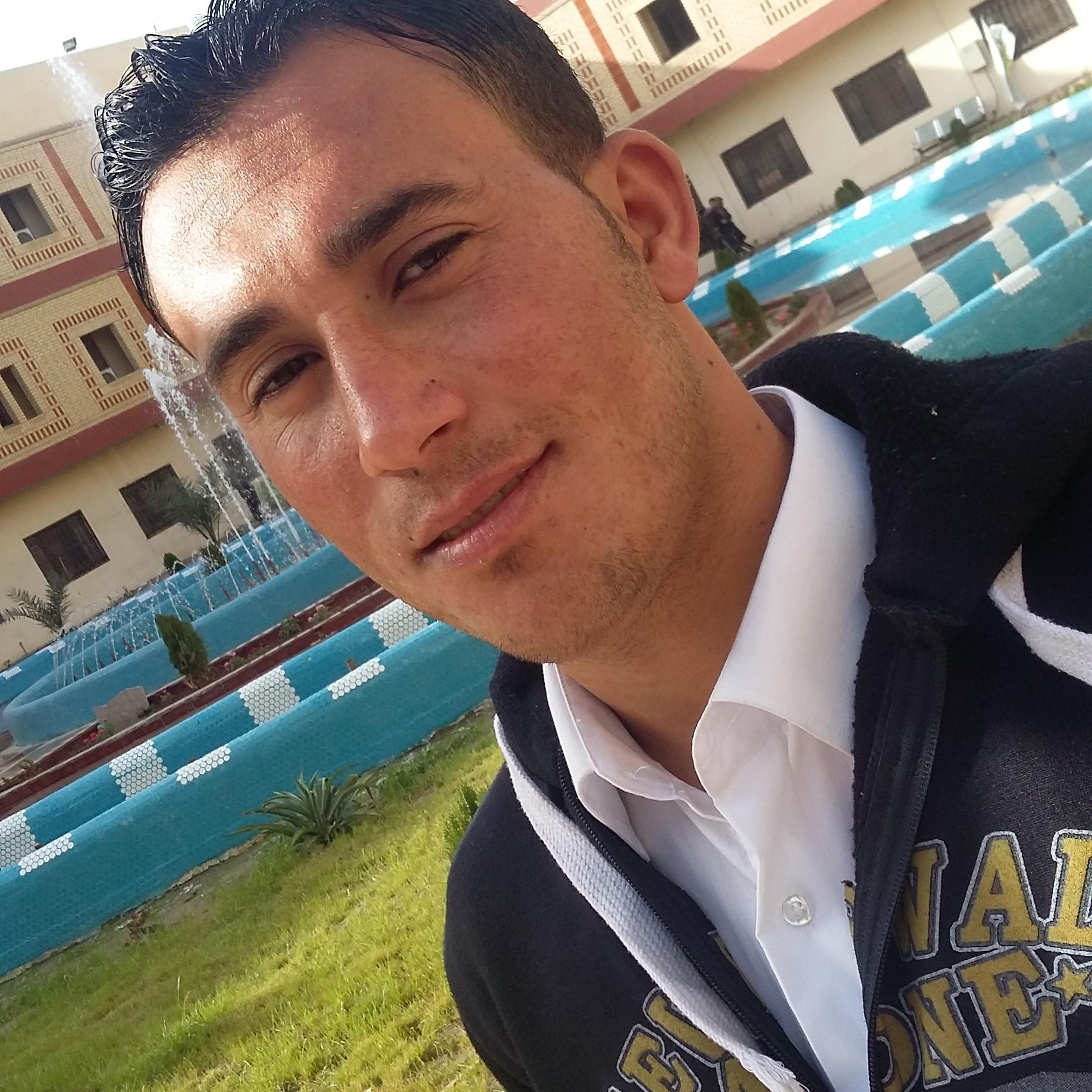 مبرمج حاسبات من كربلاء العراق