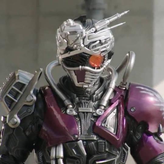 Chase (チェイス Cheisu) is a Roidmude tasked to hunt down out-of-line Roidmudes, referred to by fellow Roidmudes as the Grim Reaper (死神 Shinigami).
