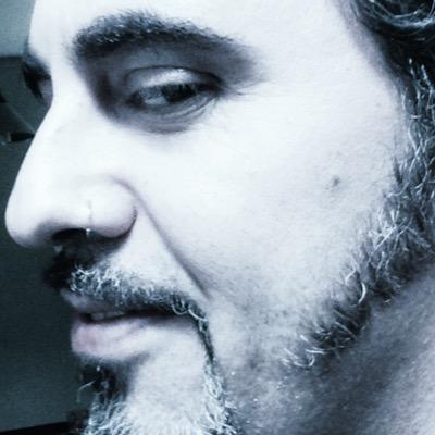 Writer, Photographer. Rock traveler for life. Music festivals and tourism reporter. Turismo SocialMedia Marketing . Granada - Andalucía - Spain 😎 🖤