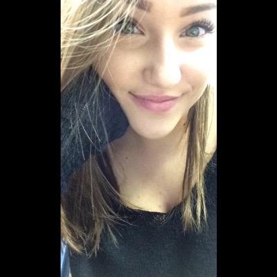 @brooklynnj17