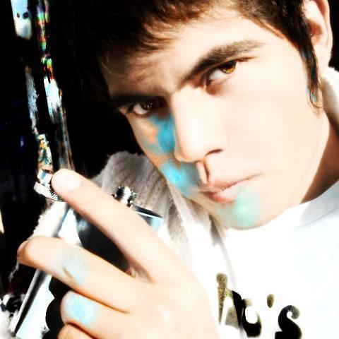 Twitter fans Arturo Orduña -Model-