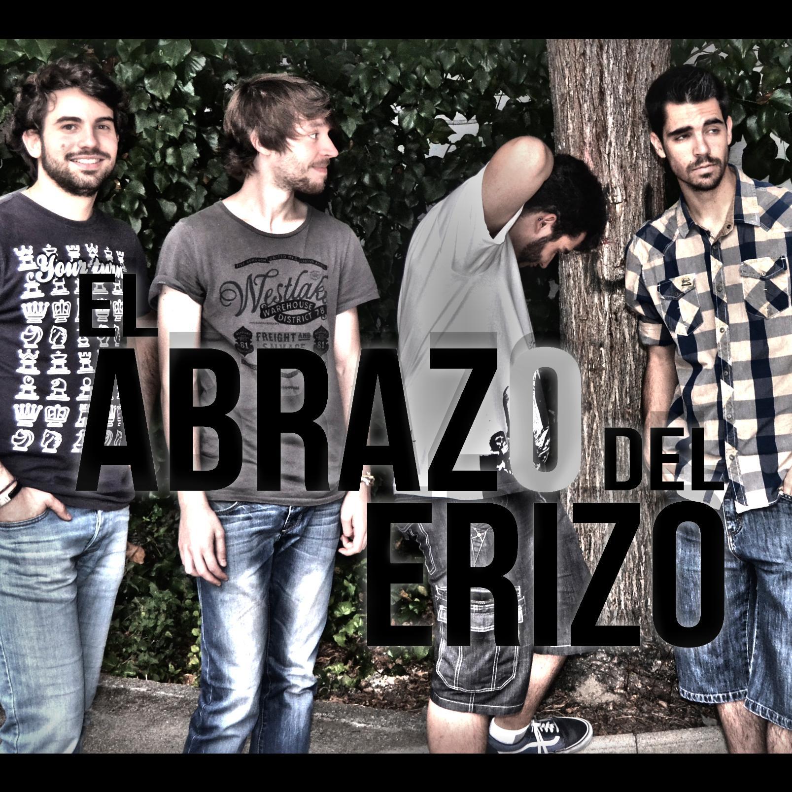 Somos cuatro amigos haciendo y tocando canciones que a veces hasta suenan guay. Nos mola el pop-rock. http://t.co/CtKsgvvrGU