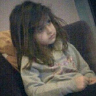 ‏‏‏‏‏‏‏-



 ‏آحب ضحكتك اللي آعتبرهآ عشق فوق مآ آنت عشقي آحب حكيك اللي يغير مزآجي وآحبك.
