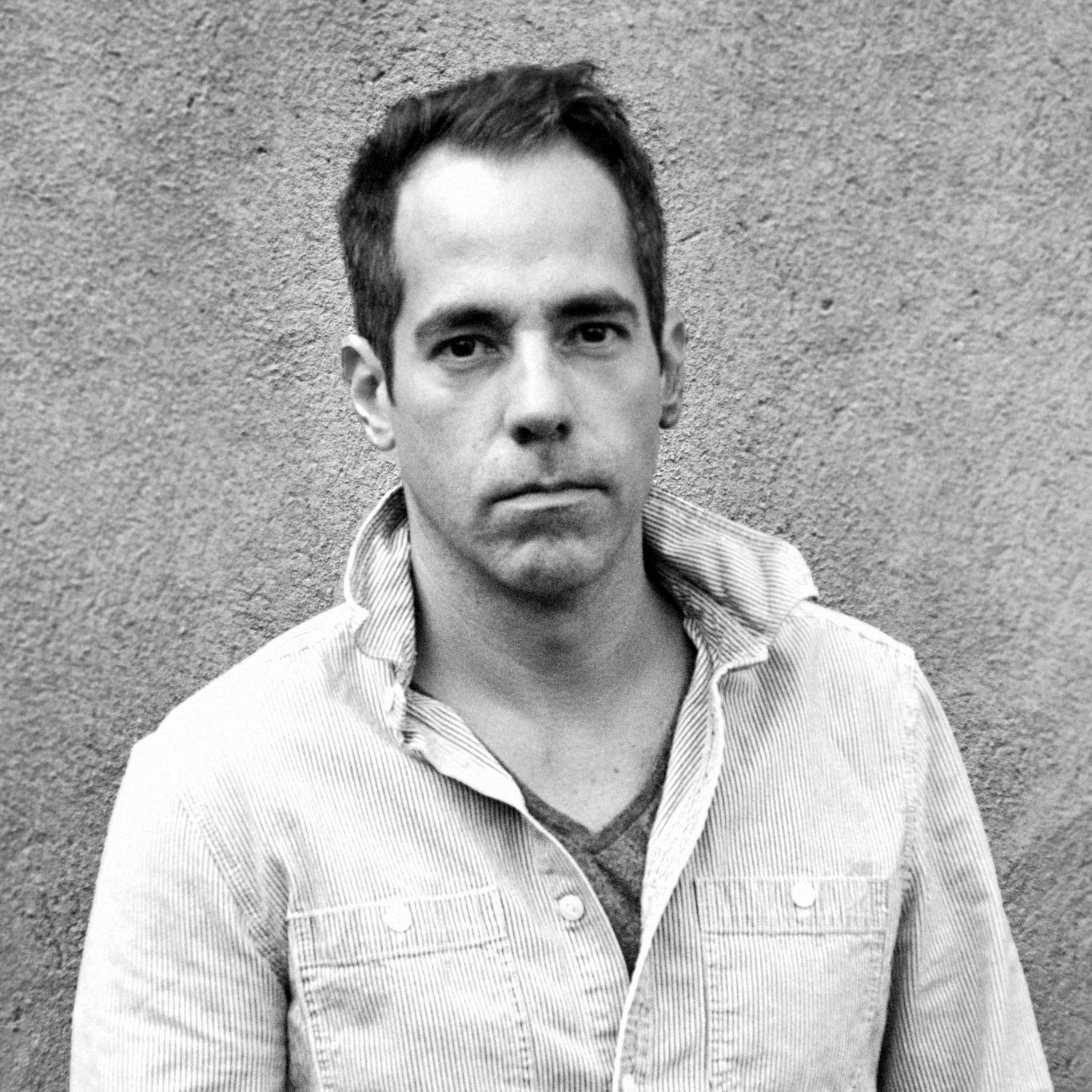 FirstApe's profile picture. father, photographer, marathoner,  family cook, Dolfan.