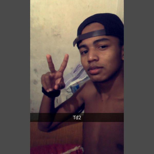 Agradeço muito a deus por nascer um favelado aonde aprende o certo praticando errado  #TremBala.