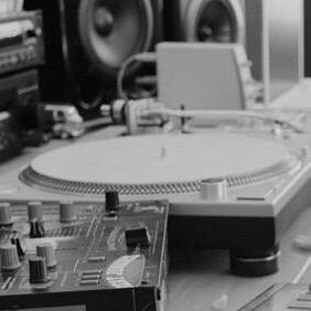 Freelance Audio Engineer, Beats, Recording studio, Bookings: naw13@hotmail.co.uk