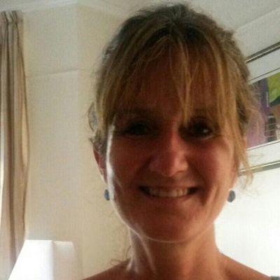 emer_neill's profile picture. 