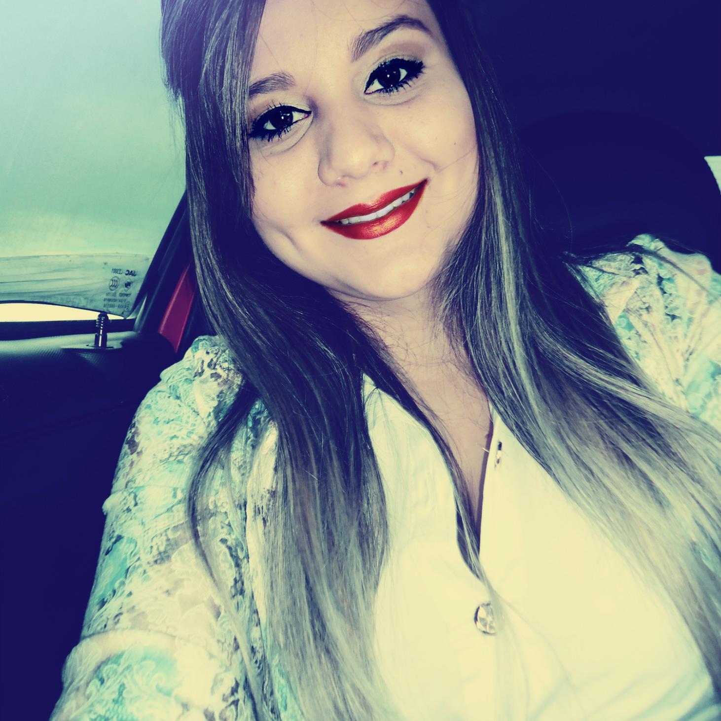 A gente não tem tempo para esperar aquilo que nunca vai acontecer! ;*