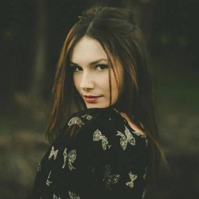{ ☼ } ❝Let there be light, let me be right.❞ { ☼ } Daughter of Apollo, 20. [#PJO.]