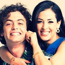 Somos una cuenta que apoya incondicionalemente a @AndreaLunaPeru & @efelu24 ♥               -Ellos nos siguen ♥