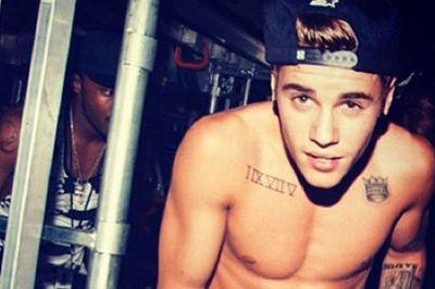 I Love all bilieber .... all biliebers folow here ..... i am bilieber ..! We love Justin 3