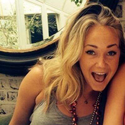 annabirkstedt's profile picture. PR. USC. LA. Stockholm. 
Nothing makes me happier than my friends, family and really high heels. #FightOn