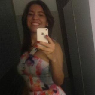 alinefernts's profile picture. 