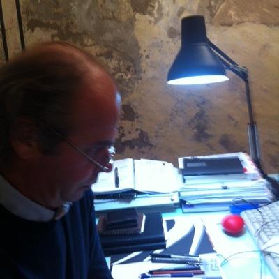 Aprendiz, aspirante a arquiteto.