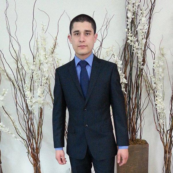 mariooomancill's profile picture. Estudio en Facdyc UANL. Trabajo en un despacho de abogados, me gustan los videojuegos, salir con mis amigos y de fiesta