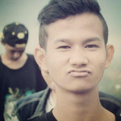 kamu sangat menggoda tapi sayang kamu bukan punya aku :'(                                                  | BEGUNDAL HELL CLUP | my pin aa 7A3A0070 :)