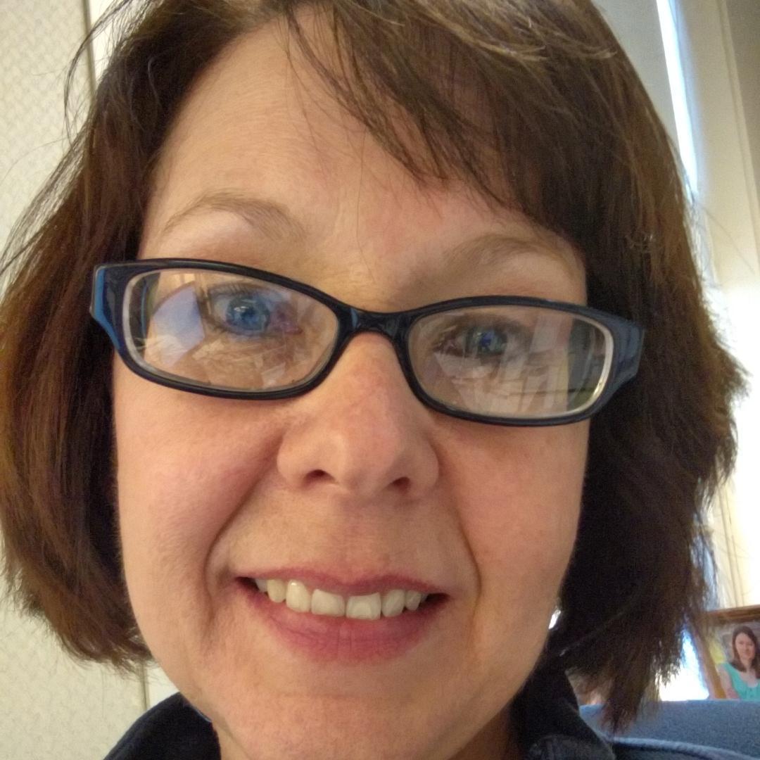 Wife, mother, BVU Director of Special Gifts, (Go Beavers!) Early UMYF leader
