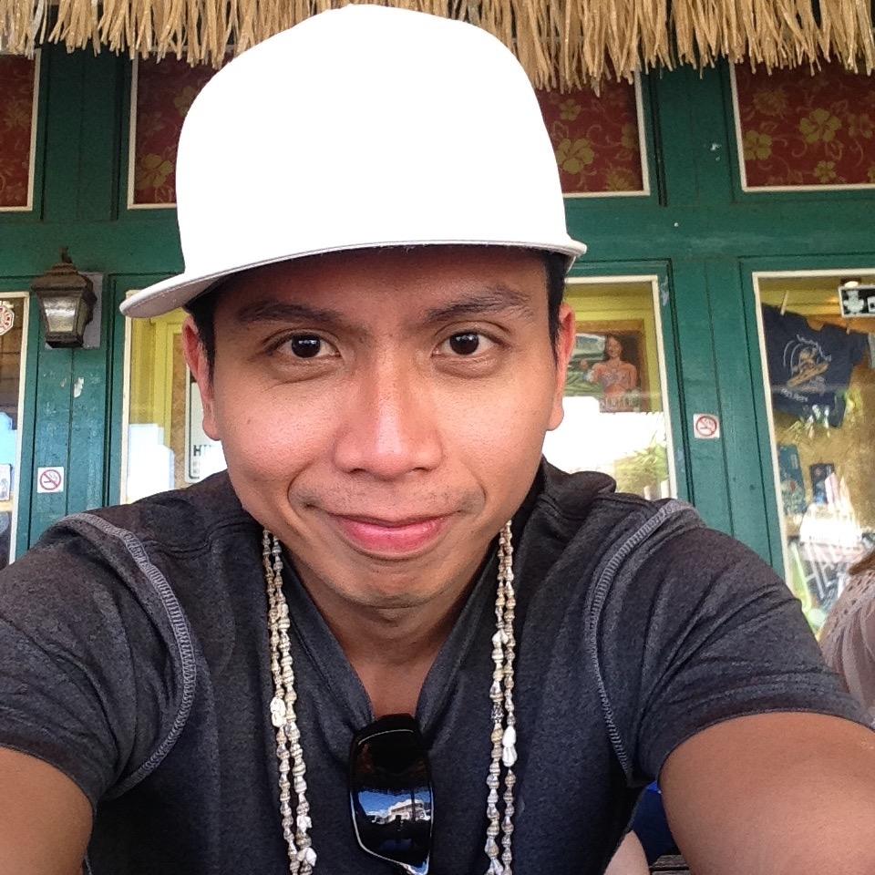 RezonTy's profile picture. Co-founder of http://t.co/qBK3DzB5Zt Declutter your workspace. Manage projects and invoices with ease. Designed for #freelancers and #smallteams Launching soon