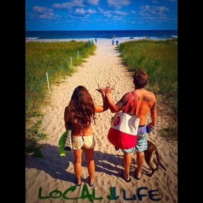 LOVE WHERE YOU LIVE. People who love where they live and love sharing it with others. 
http://t.co/xQP2qilww6 
http://t.co/HgdriAJ45t