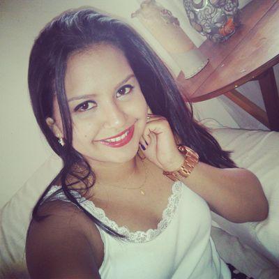 Valecita7's profile picture. 