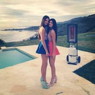 I Love It 
Kendall And Kylie Jenner❤️❤️