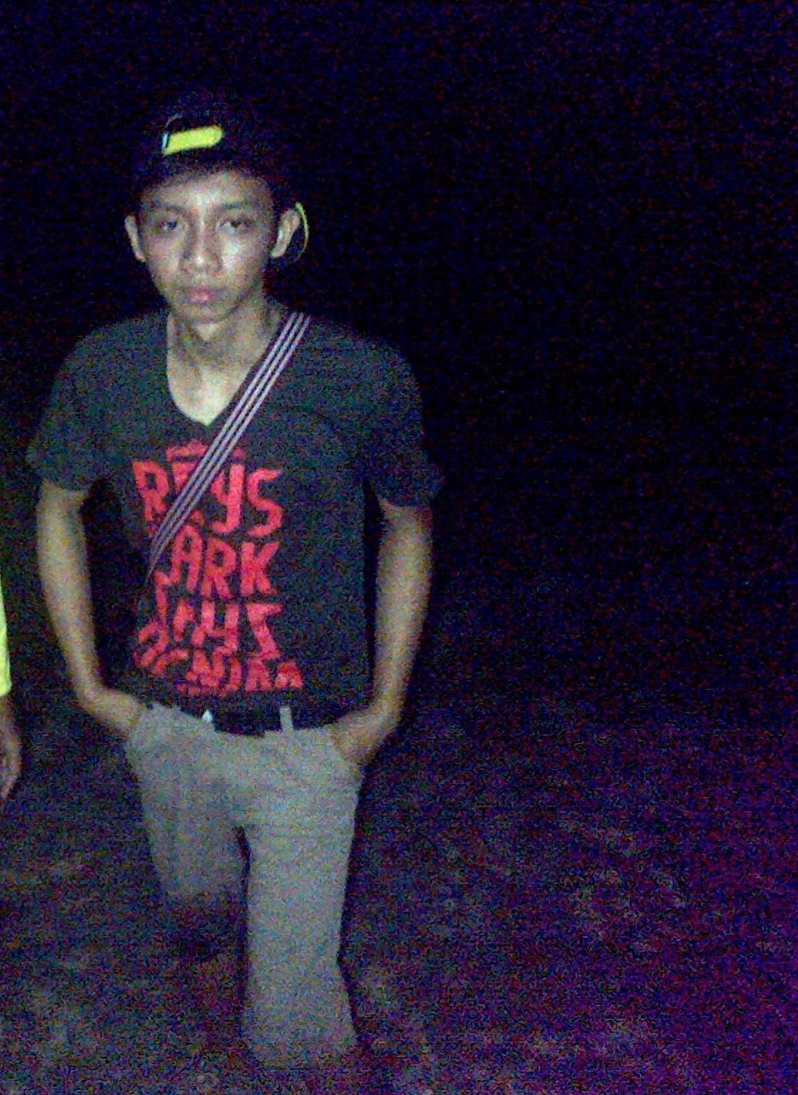 Saiful_Madrid's profile picture. pantang mundur dalam meraih kesuksesan || RM 1902 || Sidoarjo , 07 Mei 1996 || Hala Madrid !!! ||