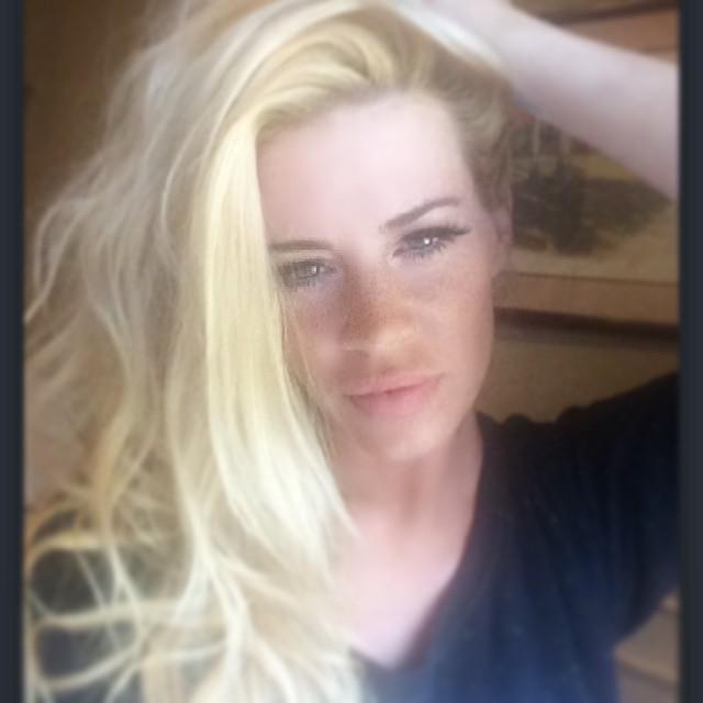 AshleyMassaro22's profile picture. Hi i am Ashley,Single.