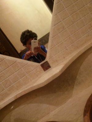 ro0o77ymgmailc1's profile picture. 