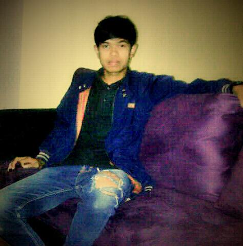 wariscomet111's profile picture. 