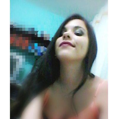 Trago Deus no coração e vou seguindo a minha estrada ♪ .