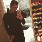AustinMahone I love.;.Uno debe luchar por sus sueños hasta el final, la vida es muy corta como para dedicarla a algo que NO te gusta, solo se vive una vez.