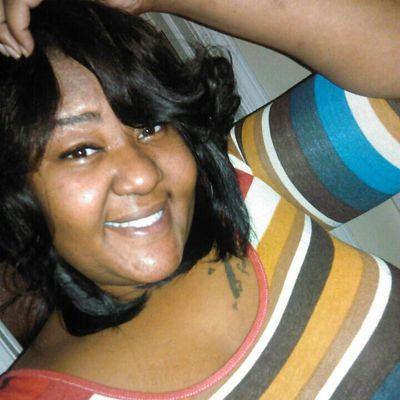 ShaeShugga's profile picture. 