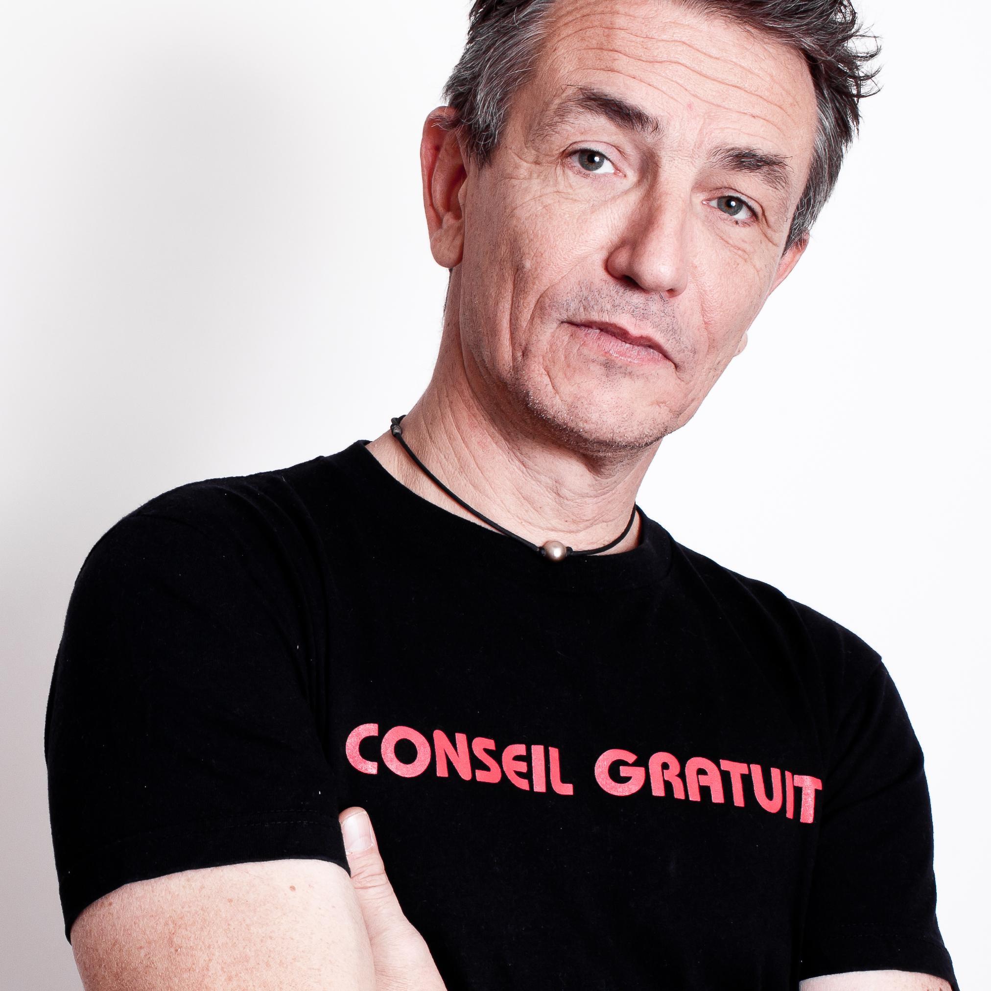 lllOlivelll's profile picture. bref ! imaginer et fabriquer des trucs et des machins