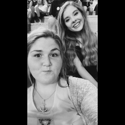 tbhbrittwtf's profile picture. 18 . kam . j mill . yee