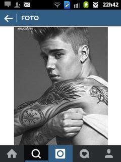Eu amo o justin e niguem vai poder me separa dele love you bieber