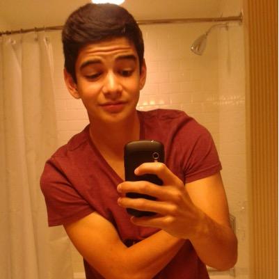 Liemenbacker's profile picture. in it to win it baby