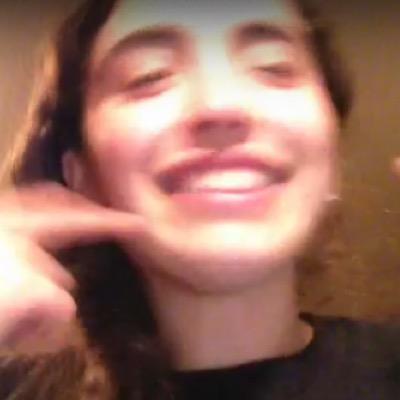 tez fan acc bc she slays my existence