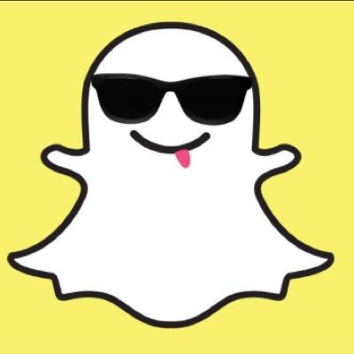 Commenting on all of STLs SnapChats and making them all look dumb!