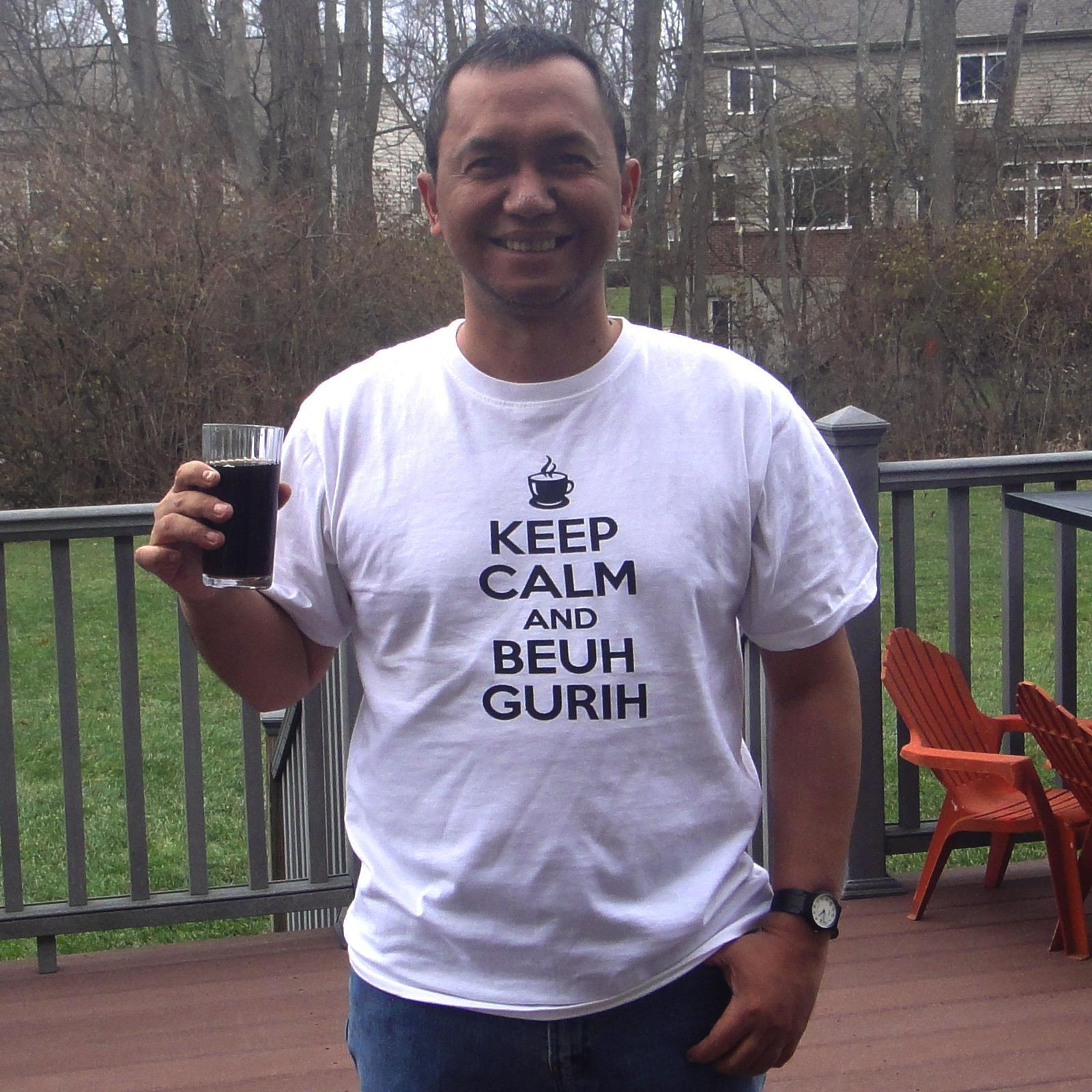 iman_riadi's profile picture. Hidup Umpama Es Krim, Nikmatilah 
Sebelum Cair (Kecuali Es Doger)