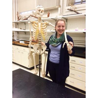 averagegirlriri's profile picture. 