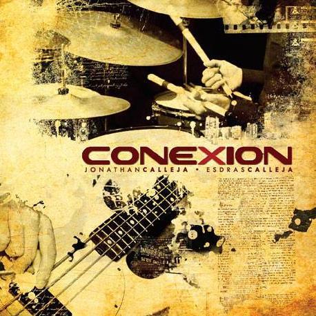 Jonathan Calleja bajista del grupo CONEXION, ha tocado como musico en Francia, Suecia, España y Mexico.